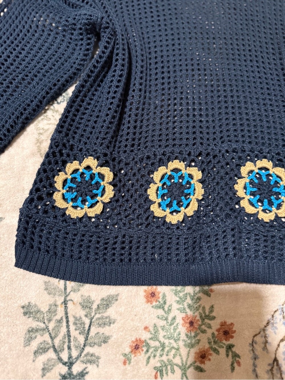 Cato navy blue open-knit sweater featuring decorstive crochet floral patches L - Picture 3 of 8